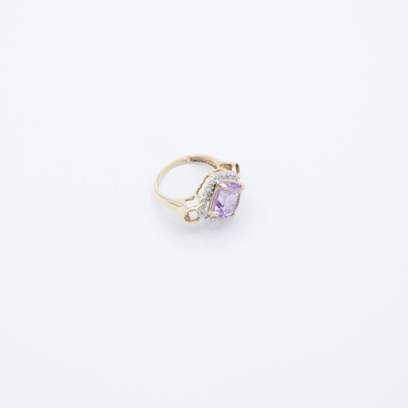 juwelier-jeweler-gelber-amethyst-farbstein-diamanten-diamonds-gelbgold-produktfoto