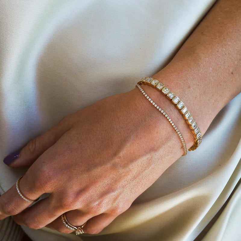 juwelier-jeweler-gelber-diamonds-tennis-armband-bracelet-gold-diamanten-weissgold-tragefoto-detail-rings