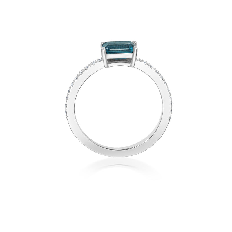 jeweler-juwelier-gelber-square-saphir-diamond-diamant-ring-weissgold-produktfoto