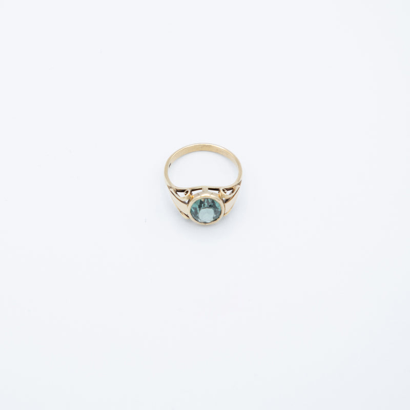 juwelier-jeweler-gelber-farbstein-blau-grau-gruen-gelbgold-vintage-ring-produktfoto