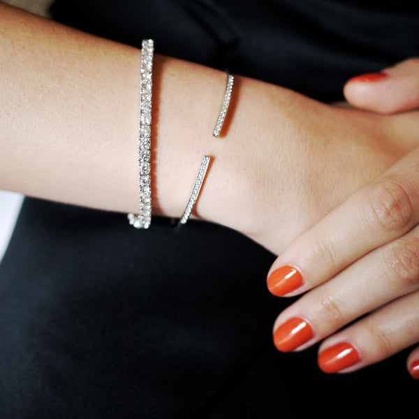 jeweler-juwelier-gelber-armreif-rosegold-schwarze-diamanten-bracelet-750-ct-tragefoto-armreif