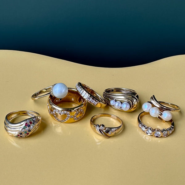 juwelier-jeweler-gelber-vintage-schmuck-ringe-rings-diamanten-diamonds-gelbgold-herzen-heart-still