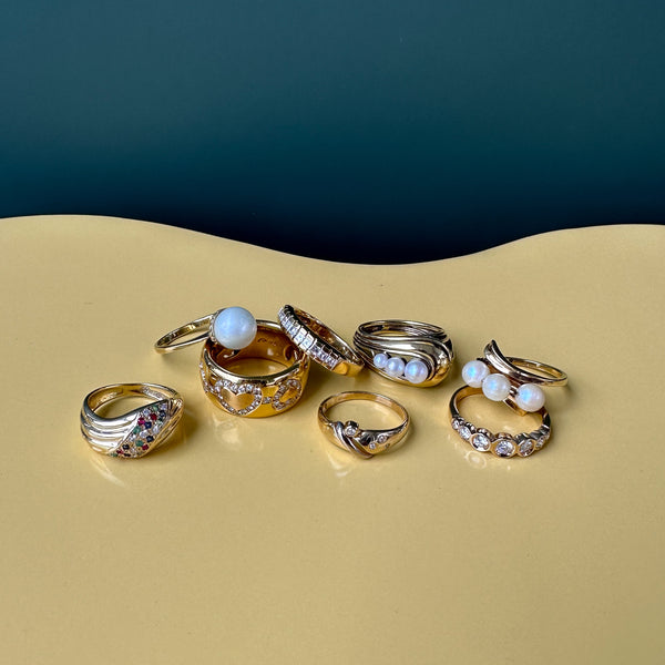 juwelier-jeweler-gelber-vintage-schmuck-ringe-rings-diamanten-diamonds-gelbgold-produktfoto-diamonds-seven-sieben-diamanten-ring-gelbgold-still