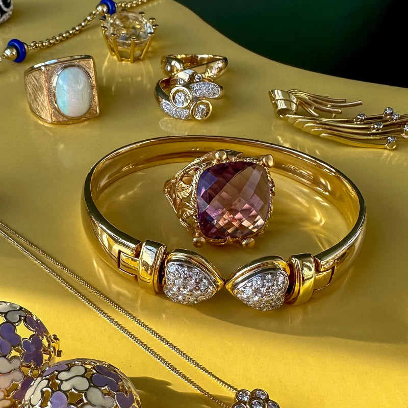 juwelier-jeweler-gelber-diamonds-diamanten-schmuck-ringe-vintage-kollektion-amethyst-ring-gelbgold-grosser-farbstein-still