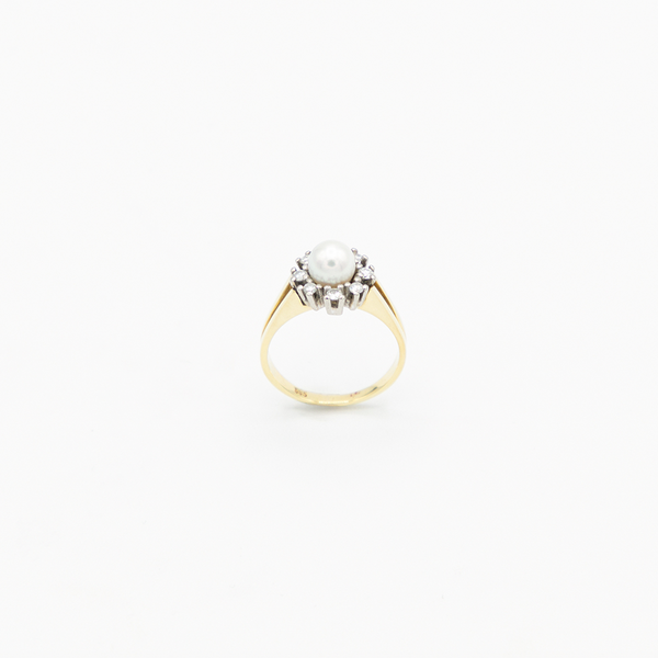 Vintage Pearl Diamond Halo Ring - Bicolor