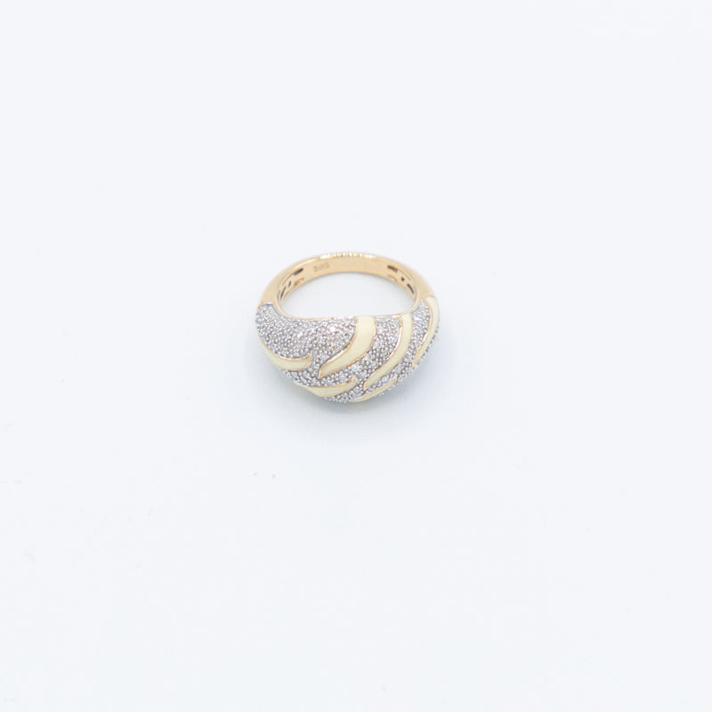 juwelier-jeweler-gelber-vintage-schmuck-ringe-rings-diamanten-diamonds-gelbgold-produktfoto-animal-look-produktfoto-1