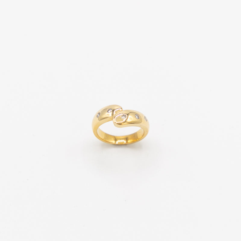juwelier-jeweler-gelber-vintage-schmuck-ringe-rings-diamanten-diamonds-gelbgold-produktfoto-echtgold-1