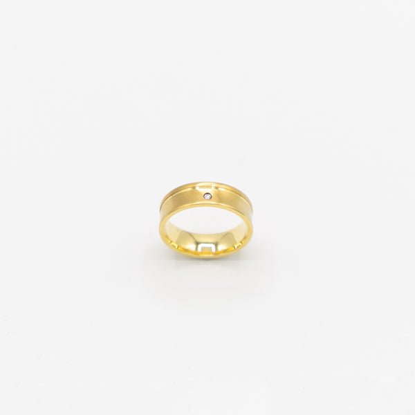juwelier-jeweler-gelber-vintage-schmuck-ringe-rings-diamanten-diamonds-gelbgold-produktfoto-echtgold-produktfoto