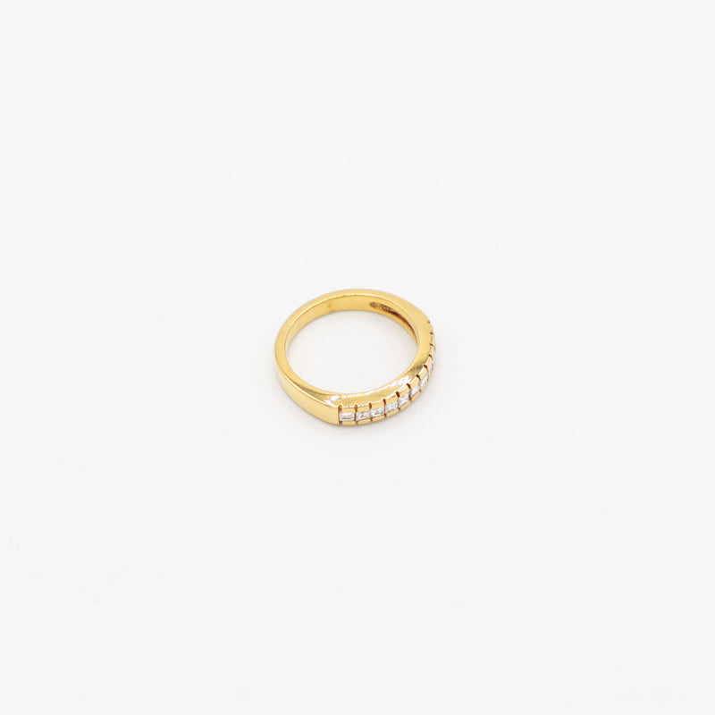 juwelier-jeweler-gelber-vintage-schmuck-ringe-rings-diamanten-diamonds-gelbgold-produktfoto-diamonds-princess-cut-diamanten-produktfoto-2