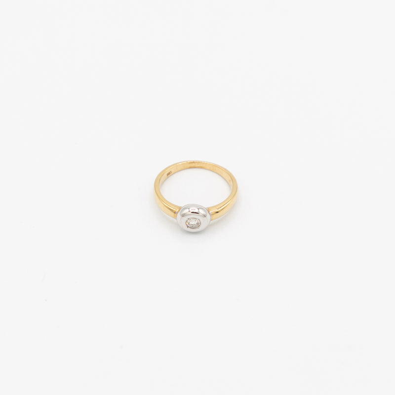 juwelier-jeweler-gelber-vintage-schmuck-ringe-rings-diamanten-diamonds-gelbgold-produktfoto-produktfoto-2