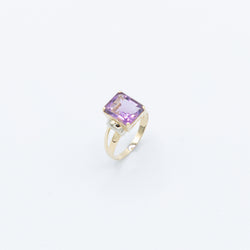 juwelier-jeweler-gelber-diamonds-diamanten-schmuck-ringe-vintage-kollektion-amethyst-ring-gelbgold