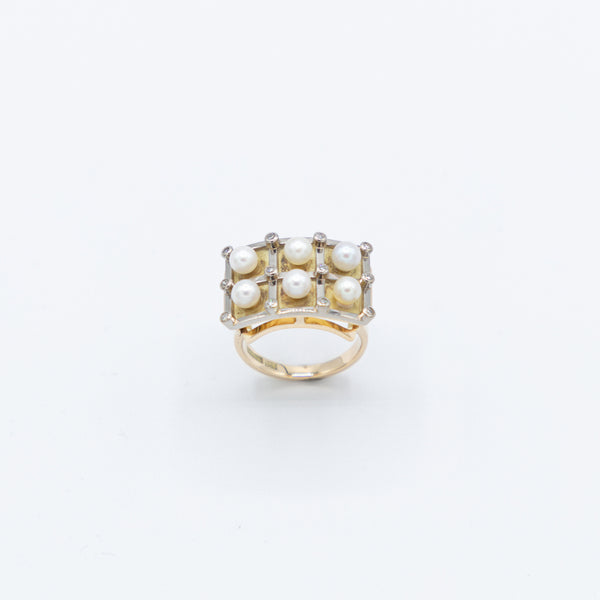 juwelier-jeweler-gelber-diamonds-diamanten-schmuck-ringe-vintage-kollektion-perlen-ring-diamanten-produktfoto