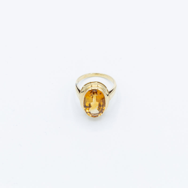 juwelier-jeweler-gelber-diamonds-diamanten-schmuck-ringe-vintage-kollektion-citrin-produktfoto-farbstein-vintage-ringe-2