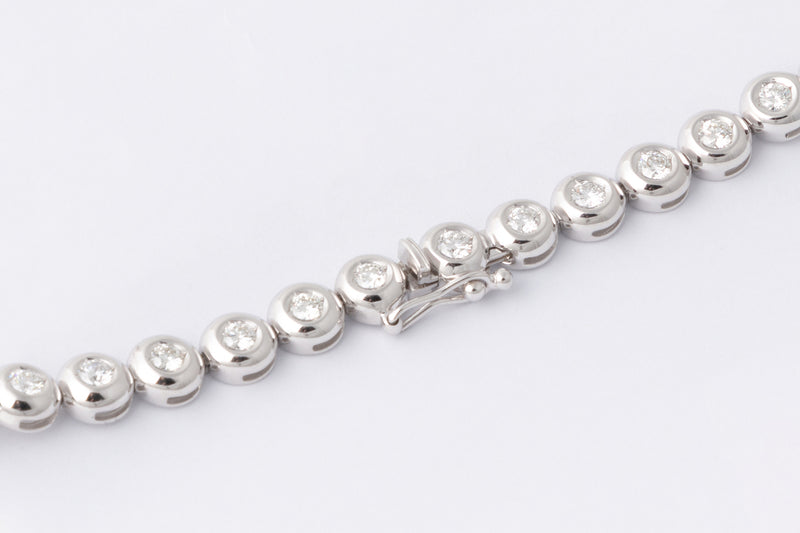 juwelier-jeweler-gelber-round-rund-tennisarmband-tennis-diamanten-diamonds-weissgold-detail