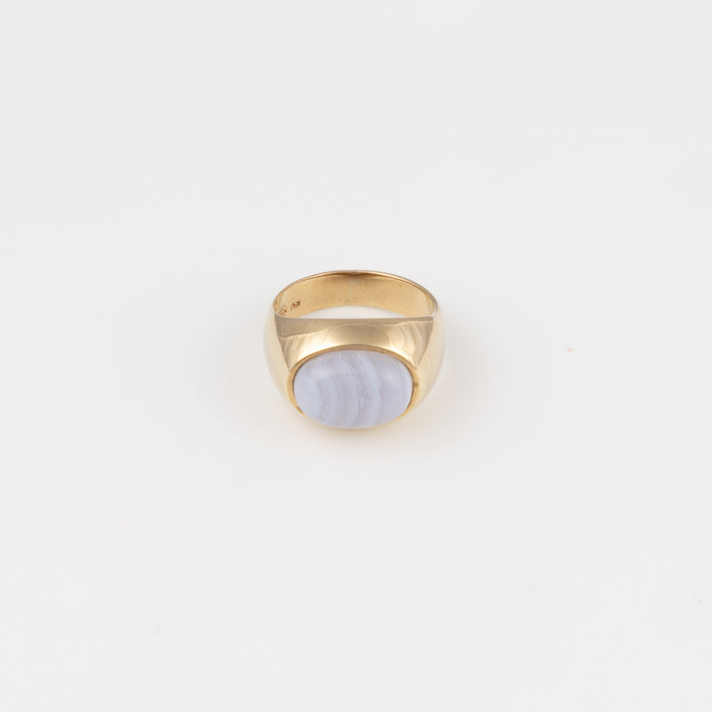 juwelier-jeweler-gelber-vintage-ring-rings-opal-gelbgold-produktfoto-liegend